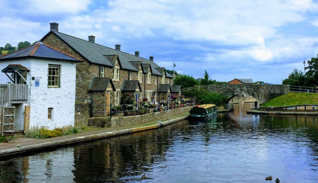Brecon Basin, Powys | Primesave Properties