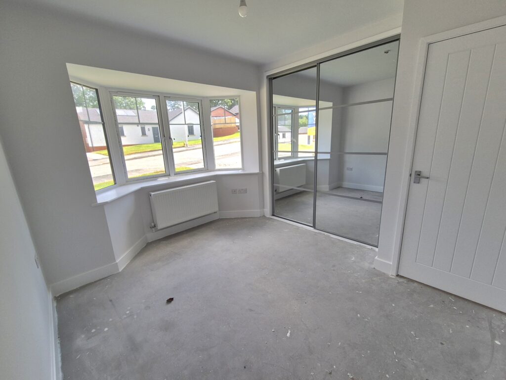 2 Maple Walk_bed 1