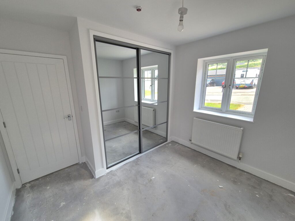 2 Maple Walk_bed 2