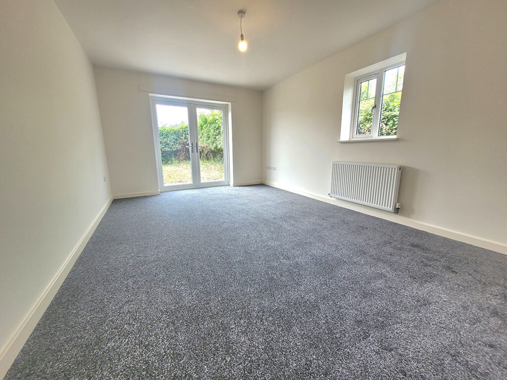 Oak Bungalow Living Room - Primesave Properties