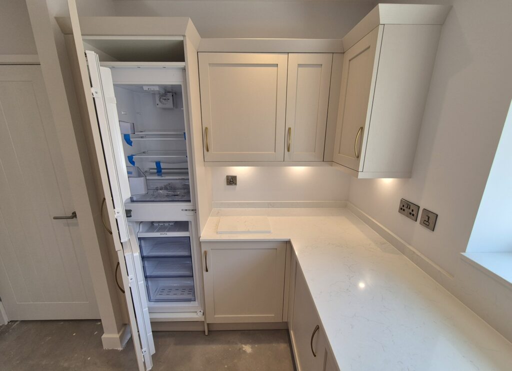6 Maple Walk_fridge freezer